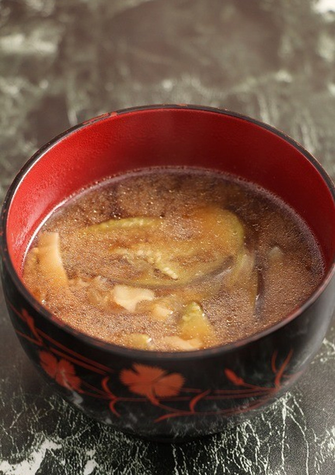簡単！茄子と舞茸のお味噌汁☆胡麻風味-レシピのメイン写真