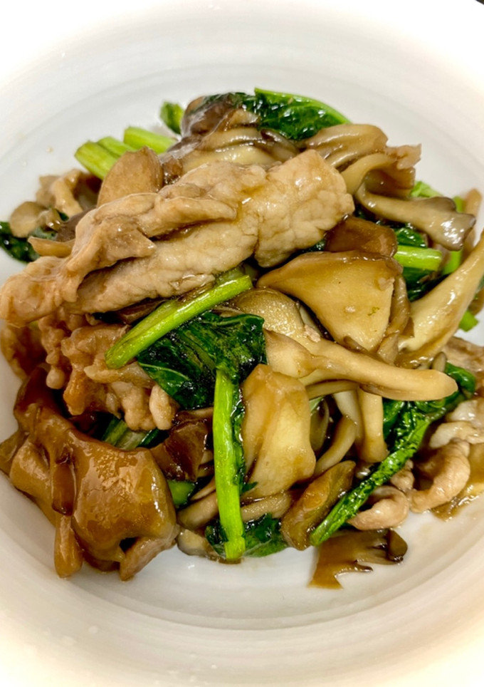 豚肉と舞茸の出汁醤油炒め-レシピのメイン写真