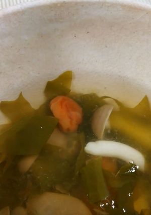 冷やしても美味！梅干しとわかめのスープ-レシピのメイン写真