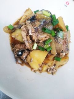 簡単に♪鯖缶とじゃがいもの煮物-レシピのメイン写真