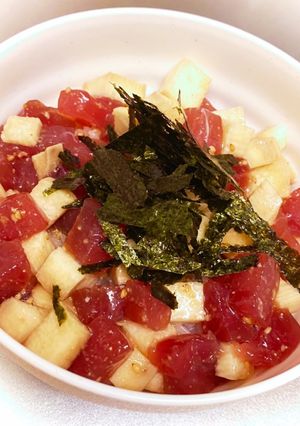 食感楽しい♪胡麻香るマグロと長芋の漬け丼-レシピのメイン写真