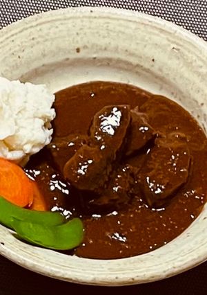 圧力鍋と市販のルーで本格ビーフシチュー-レシピのメイン写真