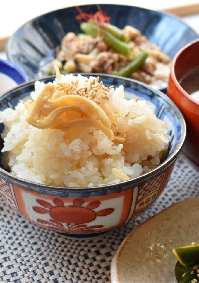 煮て混ぜるだけの筍ごはん-レシピのメイン写真