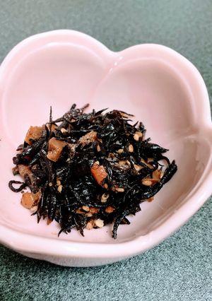 梅ひじきふりかけ-レシピのメイン写真