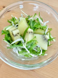 キウイと水菜しらすのさっぱりサラダ-レシピのメイン写真