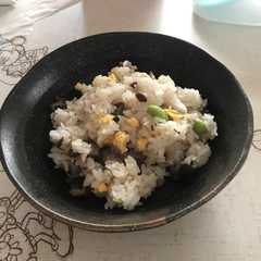 รูปของ 柴漬けと枝豆のちらし寿司