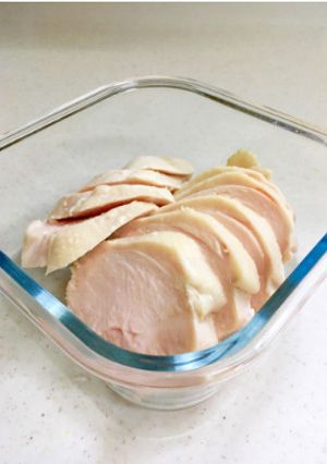 ★耐熱袋で旨味凝縮！ほっとくサラダチキン-レシピのメイン写真