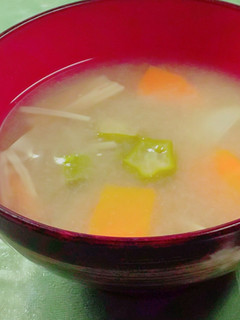 彩り良し!オクラのお味噌汁☆-レシピのメイン写真