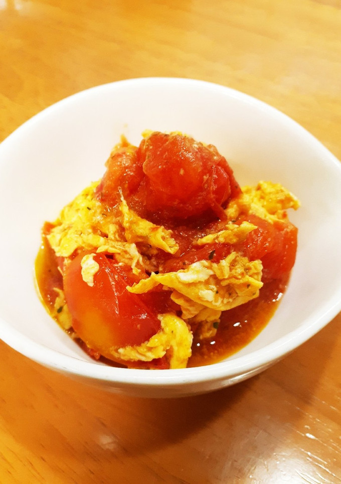 完熟トマトと玉子のオイスターソース炒め-レシピのメイン写真