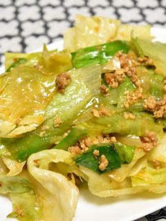 作り置き肉味噌でレタスの肉味噌炒め-レシピのメイン写真