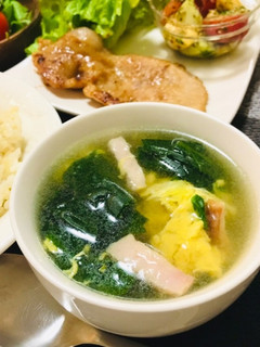 ほうれん草とベーコンと卵のスープ-レシピのメイン写真
