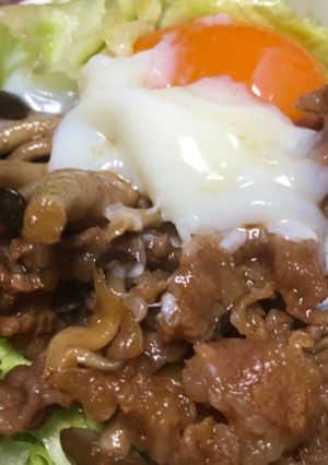 絶品！牛肉キノコのサラダライス-レシピのメイン写真