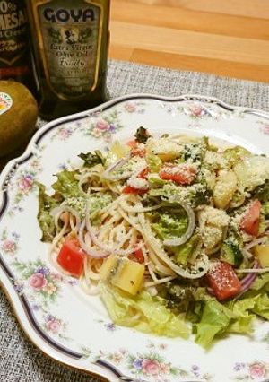 キウイと野菜たっぷり!冷製サラダパスタ-レシピのメイン写真