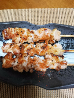 冷凍の焼き鳥も七味唐辛子で激うまっ!-レシピのメイン写真