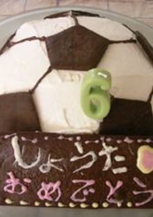 サッカーボールケーキ-レシピのメイン写真