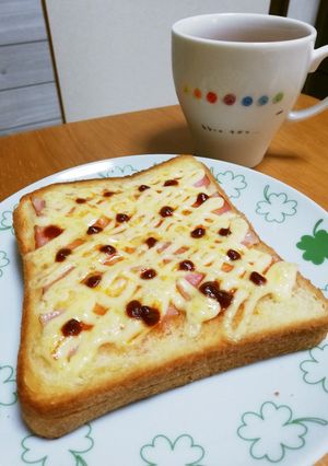 [簡単]なんちゃってピザトースト-レシピのメイン写真