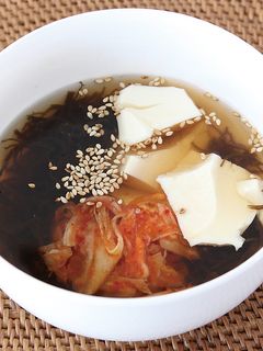 ピリ辛豆腐キムチもずくスープ-レシピのメイン写真