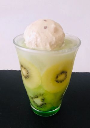 大人のキウイクリームソーダ-レシピのメイン写真