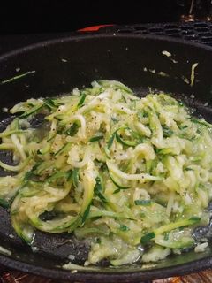 ズッキーニにんにく炒め(簡単)-レシピのメイン写真