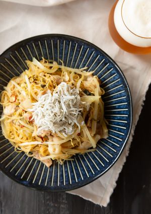 宅飲みに♪ピリ辛高菜としらすの焼ビーフン-レシピのメイン写真