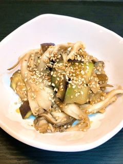 簡単1品♪なすと舞茸の味噌炒め-レシピのメイン写真