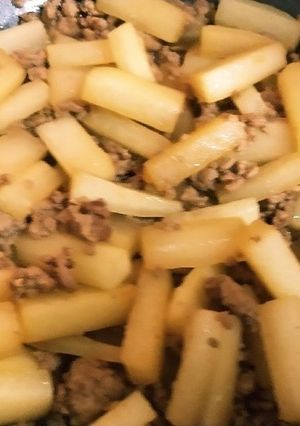 ひき肉と大根の甘辛煮-レシピのメイン写真