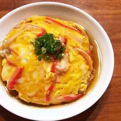 รูปของ 簡単♪甘めの餡が美味しい！カニカマ天津飯