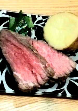 ワイルド～牛モモ肉の塩釜焼き-レシピのメイン写真