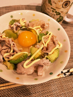 焼肉のタレで♪アボガド丼♡-レシピのメイン写真