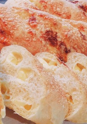 HB チーズいっぱい　フランスパン-レシピのメイン写真