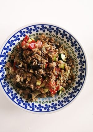 ひき肉と夏野菜！アレンジ 冷やし中華-レシピのメイン写真