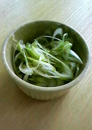 ﾗｰﾒﾝ湯豆腐等のトッピングに！ネギ塩-レシピのメイン写真