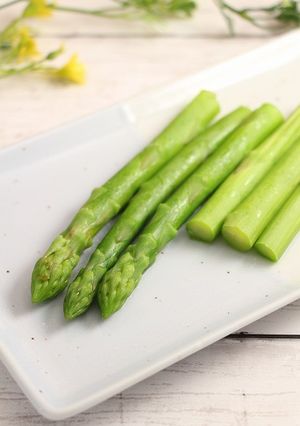 簡単！アスパラガス☆鶏風味蒸し-レシピのメイン写真