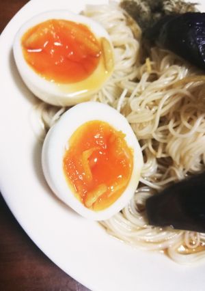 放置で出来ちゃう半熟卵*`'·*-レシピのメイン写真