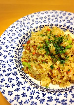 冷やご飯で作るシーフードカレーピラフ-レシピのメイン写真