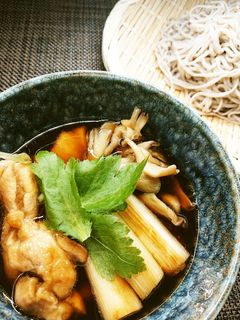 鶏肉と舞茸の出汁が美味しい!つけ蕎麦♪-レシピのメイン写真
