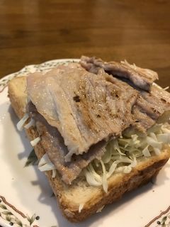 豚肉のオープンサンド-レシピのメイン写真