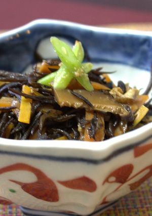和食の基本★ひじきの煮物【動画プラス】-レシピのメイン写真