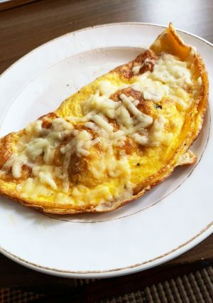 【簡単すぎて草】しめチーズinオムレツ-レシピのメイン写真