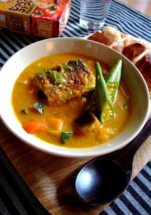 コトコト煮込んだ秋刀魚のカレースープ-レシピのメイン写真