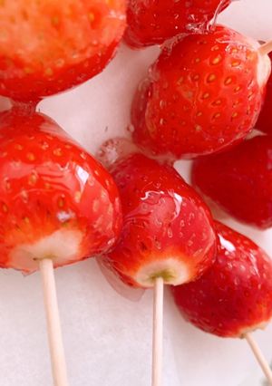 少量作りたい人に！レンジで作るいちご飴-レシピのメイン写真