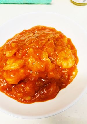 子どもも絶賛！えびのケチャップ煮-レシピのメイン写真