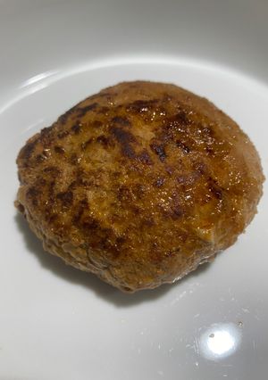 ソースなしでも美味しいハンバーグ-レシピのメイン写真