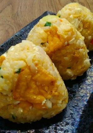 厚揚げ豆腐の炒めおにぎり-レシピのメイン写真