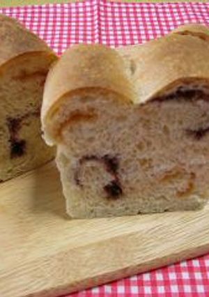 チョコ＆ピーナツクリームロール食パン☆彡-レシピのメイン写真