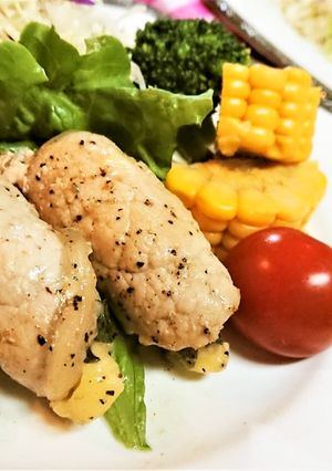 巻いて焼くだけ！豚肉の梅しそチーズソテー-レシピのメイン写真