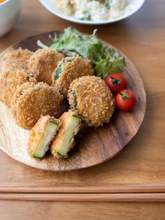 『お弁当にも!ズッキーニの肉巻きフライ』-レシピのメイン写真