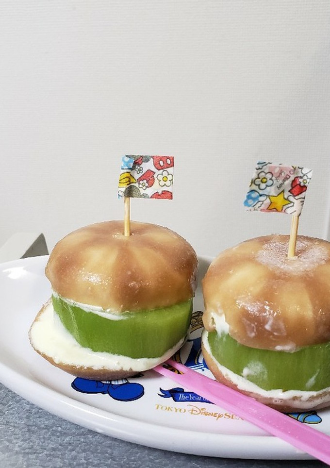 キウイと雪見大福のバーガー風-レシピのメイン写真