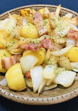 玉ねぎたっぷりジャーマンポテト-レシピのメイン写真