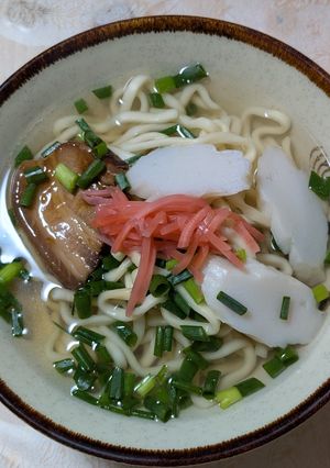 簡単★市販のスープと麺で！沖縄そば-レシピのメイン写真